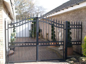 Gate 24 Compact Remote Control Gates and matching railings Bessacarr, Doncaster South Yorkshire 